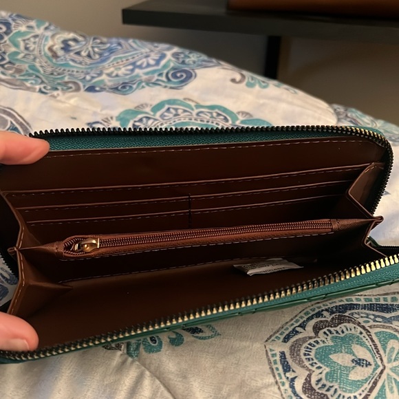 Purse with Wallet set - Picture 4 of 4